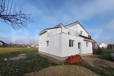 Casă cu 4 camere cu Teren 630 Mp în Leș - 3