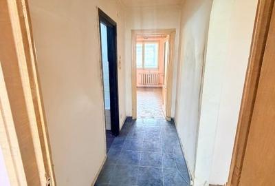 Apartament cu 3 camere semidecomandat în Crângași - 12