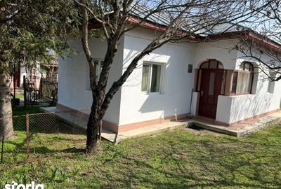 Casă cu 2 camere cu Teren 1064 Mp în Central - 10