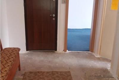 Apartament 2 camere decomandat et 3, Lipovei - 1