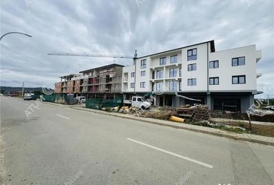 Apartament cu 3 camere decomandat în Vasile Aaron - 6