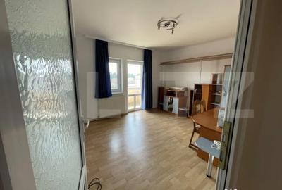 Apartament cu 3 camere decomandat în Central - 3