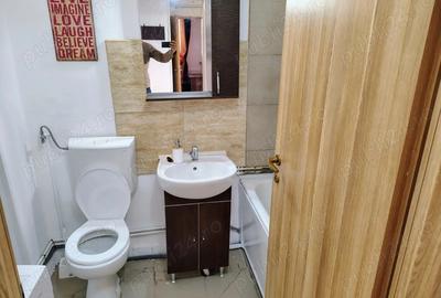 Proprietar, inchiriez apartament cu 2 camere, proaspat renovat, zona Circumvala?iunii - 5