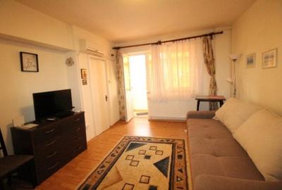 Garsonieră semidecomandată, mobilată în Universitate - 1