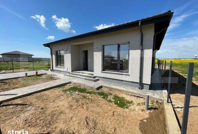 Casă cu 4 camere cu Teren 477 Mp în Aeroport - 2