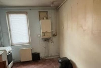 Apartament cu 4 camere decomandat în Astra - 9