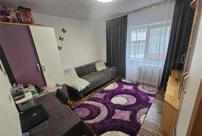 Resita, 4 Cam. Dec., Et. 2, Micro 4 - 6