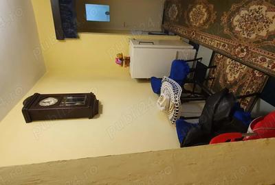 De vanzare apartament 3 camere, Viziru I, decomandat, etaj 5 10 - 7