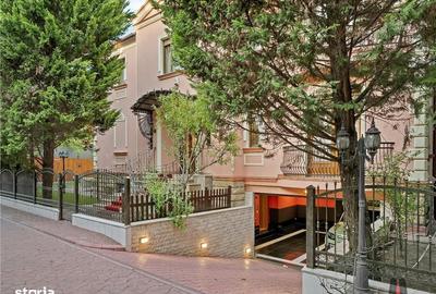 Casă cu 6 camere cu Teren 738 Mp în Central