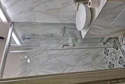 De vanzare apartament 2 camere - 3