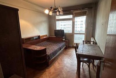 Apartament cu 3 camere semidecomandat în Centrul Civic - 3