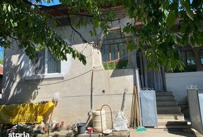 Casă cu 4 camere cu Teren 1600 Mp în Laloșu - 2