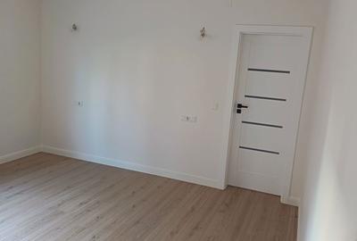 Apartament cu 4 camere decomandat în Central - 5