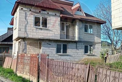 Casă cu 4 camere în Valea Cufundoasă - 6