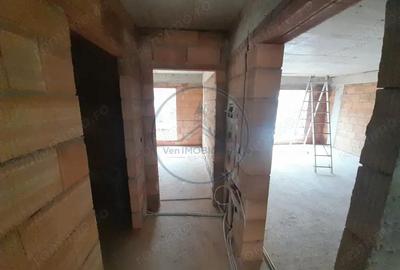 Apartament cu 2 camere decomandat în Calea Moldovei - 1