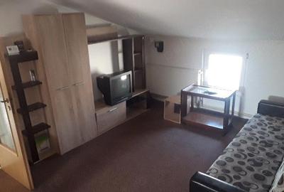 Apartament cu 3 camere decomandat în Central - 2