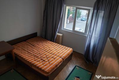 Apartament 4 camere, decomandat, etaj intermediar, zona Republicii - 3