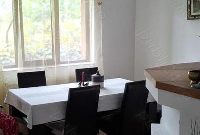 Casă cu Teren 900 Mp în Central