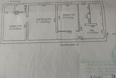 Apartament cu 3 camere semidecomandat în Central