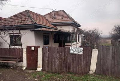 Vand casa + teren com. Prundeni