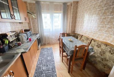 Apartament cu 3 camere semidecomandat, mobilat în Rahova - 10