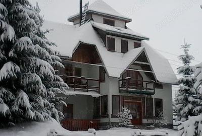 Vand sau scimb cu apart. si dif. - constructii si teren langa VATRA DORNEI 199 000 euro negociabil - 3