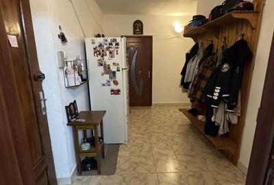 Apartament cu 3 camere decomandat în Central - 2