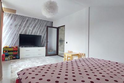 Casă cu 5 camere cu Teren 1507 Mp în Vânători - 2