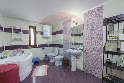 Vila cu 4 camere + terasa + curte + loc de parcare - Bacu... - 3