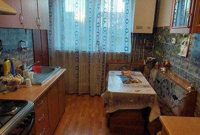 Apartament cu 3 camere decomandat în Central - 4