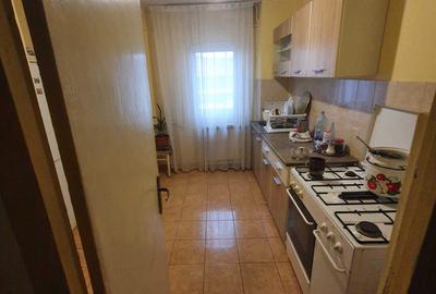 Apartament cu 2 camere decomandat în Republicii - 3