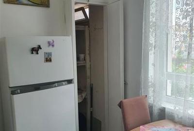 Apartament 2 camere decomandat etajul 1 Tractorul - 5