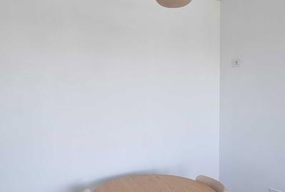 Apartament cu 2 camere decomandat în Far - 1