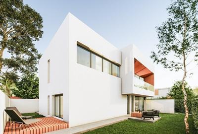 Casă individuală cu 6 camere cu Teren 270 Mp în Tunari - 3