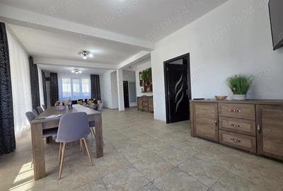 Casă cu 4 camere cu Teren 2000 Mp în Agighiol - 16