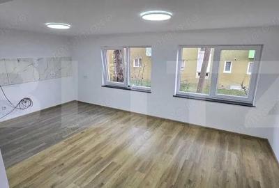 Apartament cu 4 camere decomandat în George Enescu - 2