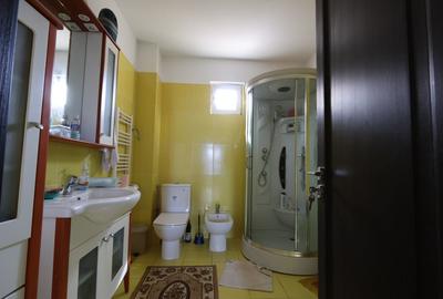 Casa de vanzare in Rediu - Spatiu Generos pentru Doua Familii Casa de vanzare in Rediu - Spatiu Generos pentru Doua Familii - 8