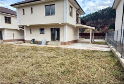 Casa individuala 109 mp utili, 400 mp teren, semifinisata, z - 3