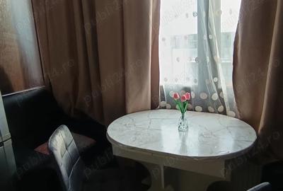 Apartament cu 2 camere decomandat în 1 Decembrie - 9