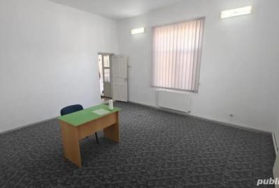 Casă cu 4 camere cu Teren 160 Mp în Marghiloman - 2