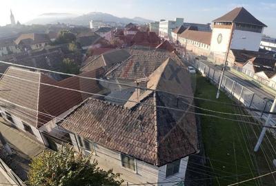 Casa cu 4 camere, situata in centrul ora?ului Casa cu 4 camere, situata in centrul ora?ului - 4