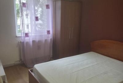 Apartament cu 2 camere semidecomandat în Florilor - 4