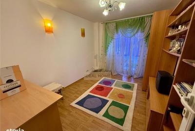 Apartament cu 3 camere decomandat în Albești