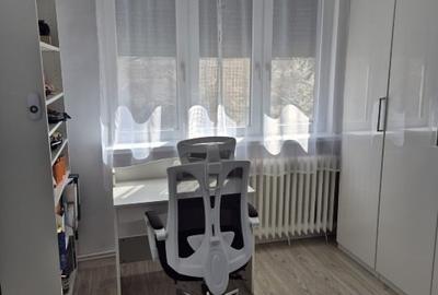Apartament cu 4 camere decomandat, mobilat în Brâncoveanu - 1