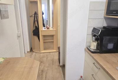 Apartament cu 2 camere semidecomandat în Micro 15 - 15
