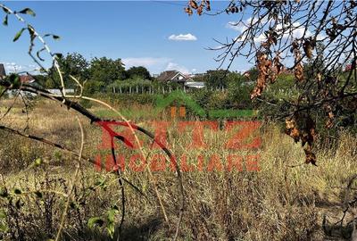 Teren de 2345 mp, în Central - 3