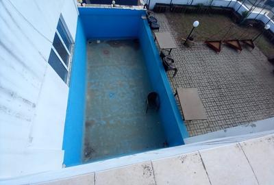 Penthouse cu 5 camere decomandat în Central - 15