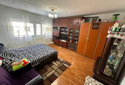 Apartament cu 3 camere decomandat în Aviației - 3