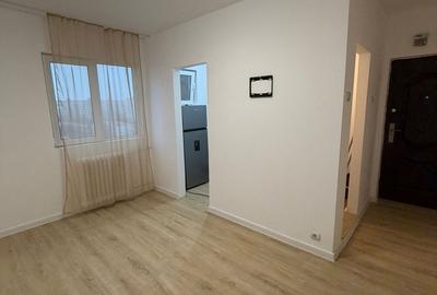 Garsonieră decomandată în Titan - 6