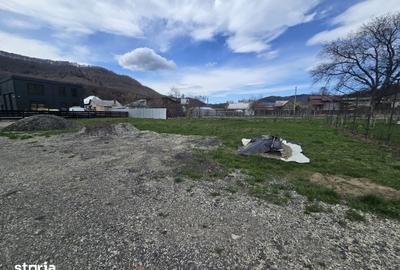 Teren de 650 mp, în Central - 3